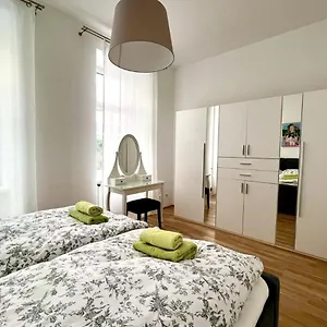 City-apartment In Appartamento Vienna