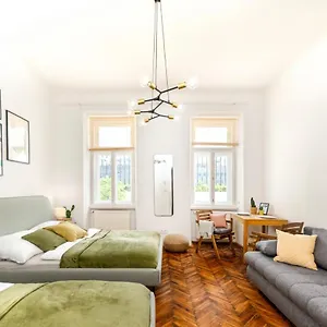 Designer Apartment, Central, Next To Danube Appartamento Vienna