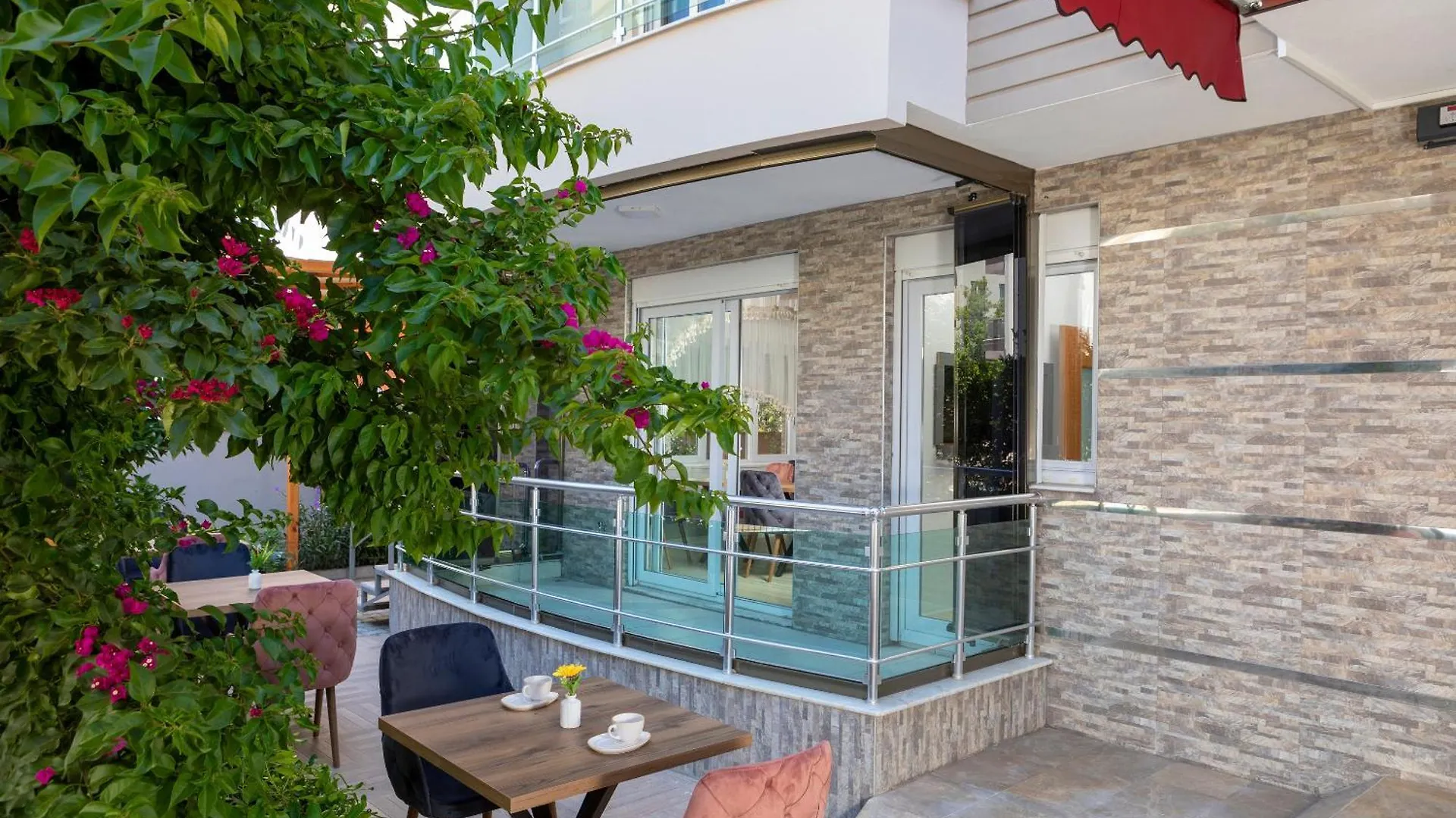 Toprak Apart Otel Antalya Turkey